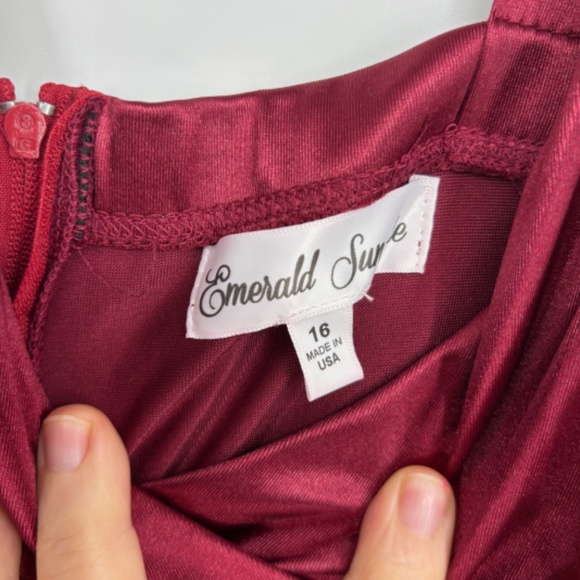 Emerald Sundae Juniors Size 16 Hi Low Long Evening Dress Wine Red Satin Slit - Picture 7 of 11